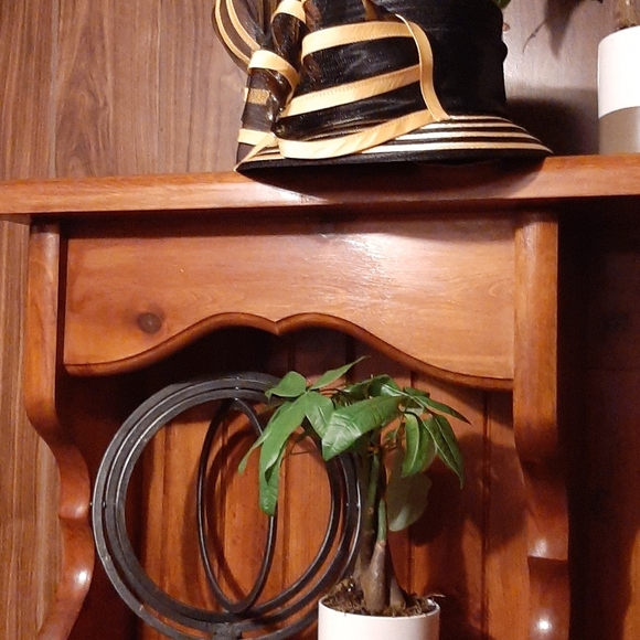 Women's Special Occasion Dress Hat - Picture 7 of 7